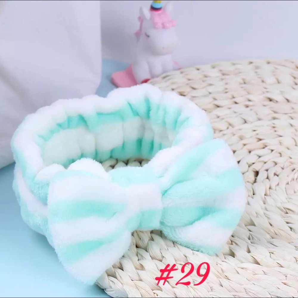 Hairband / headband / hair tool